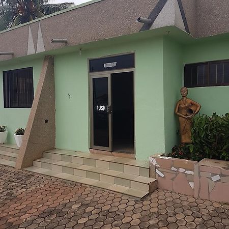 Ideas Hotel Sunyani Zewnętrze zdjęcie